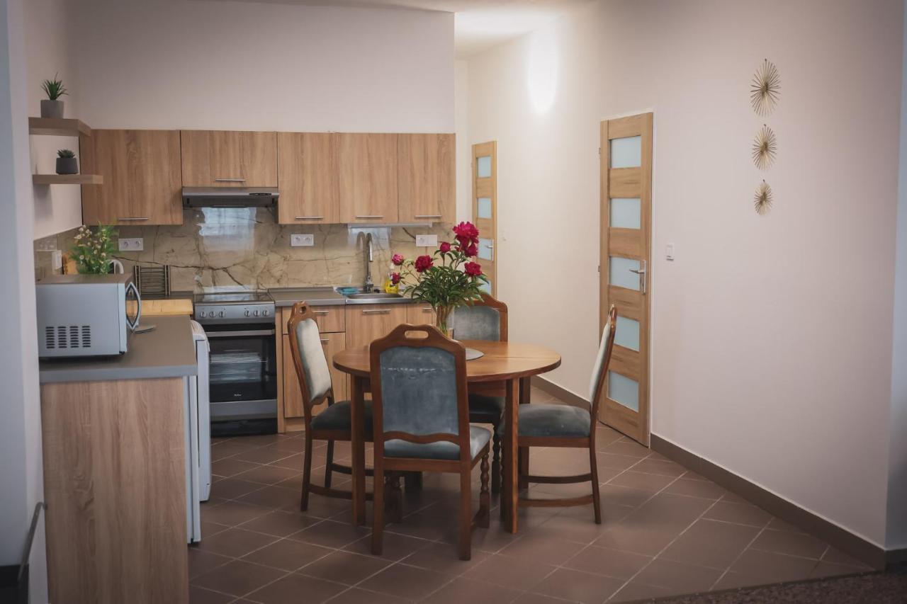 Hotel Apartment Faraon 伦布尔克 外观 照片
