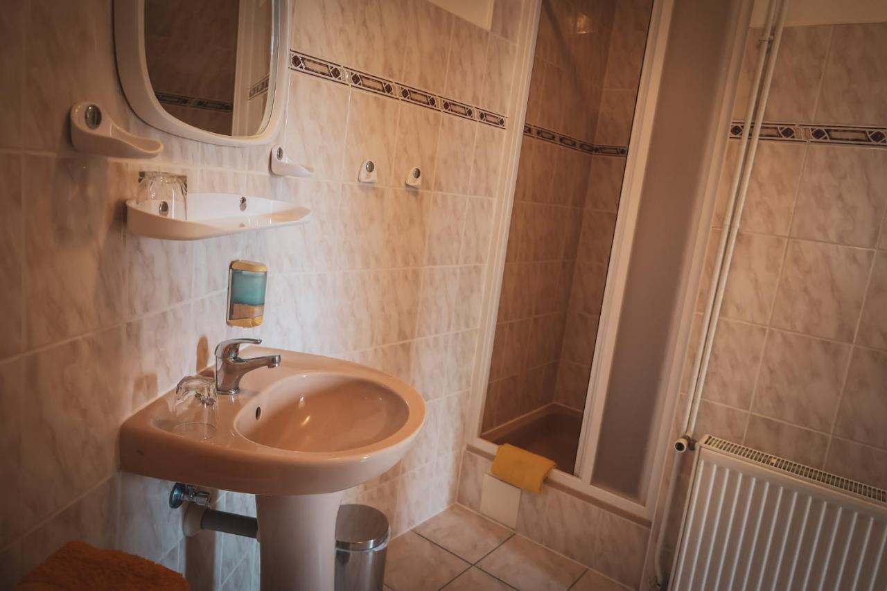Hotel Apartment Faraon 伦布尔克 外观 照片