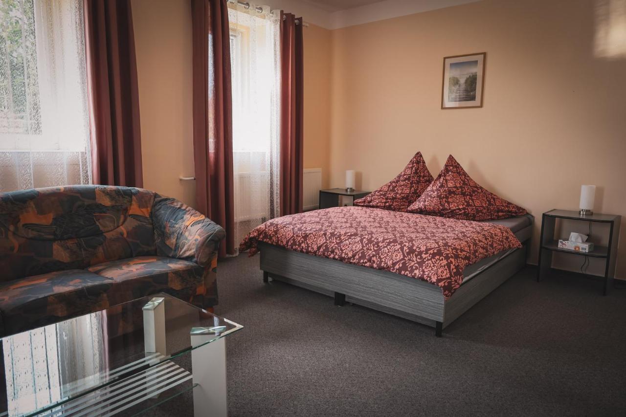 Hotel Apartment Faraon 伦布尔克 外观 照片