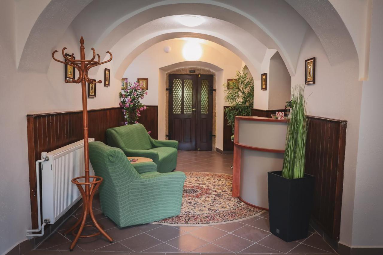 Hotel Apartment Faraon 伦布尔克 外观 照片