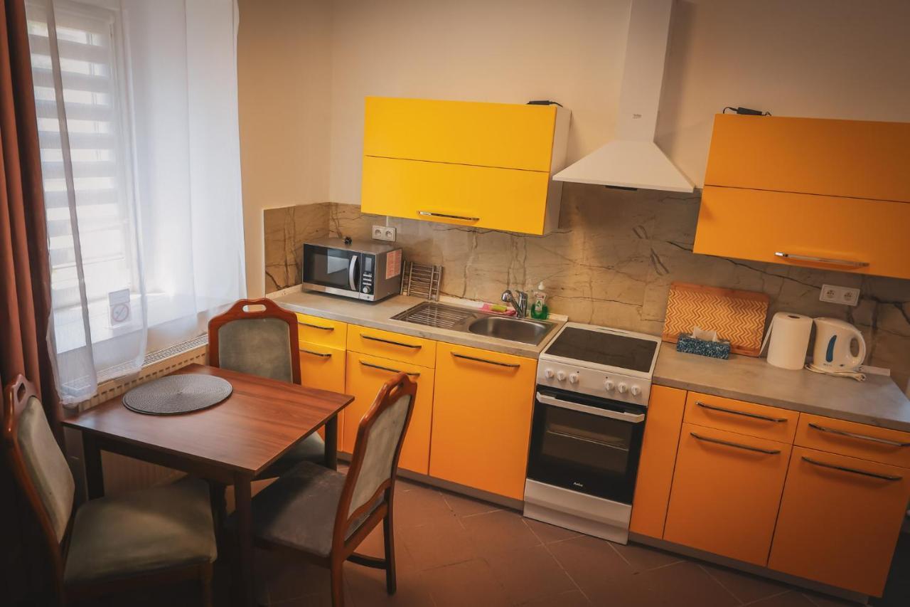 Hotel Apartment Faraon 伦布尔克 外观 照片